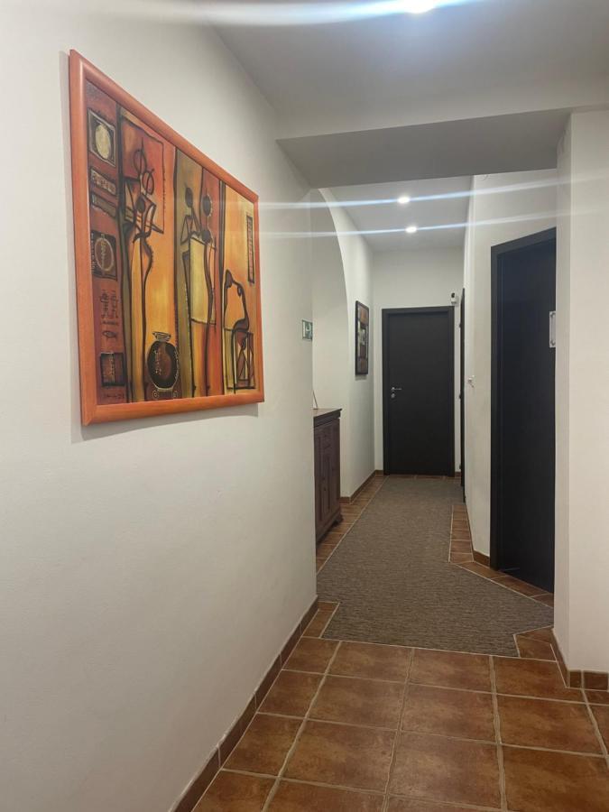Apartman Atelier Kadan Bagian luar foto
