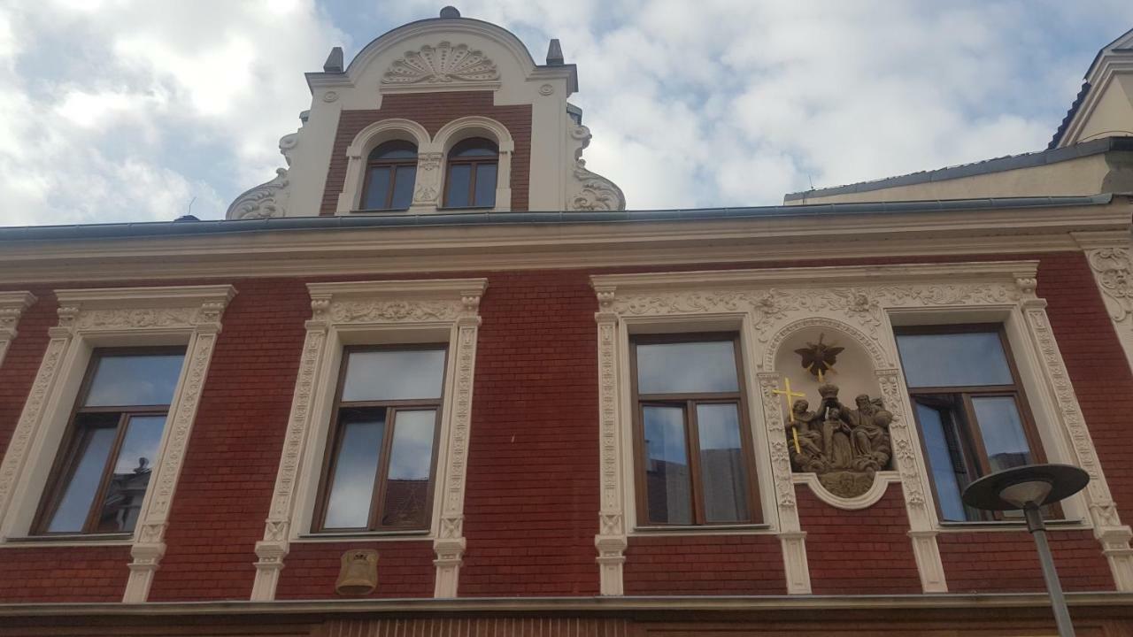 Apartman Atelier Kadan Bagian luar foto